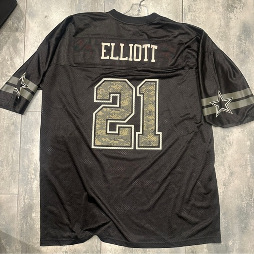 Dallas Cowboys Ezekiel Elliott #21 Salute to Service Black Jersey Size 2XL